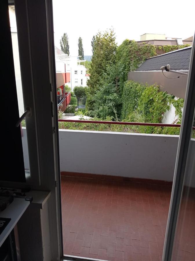 Ferienwohnung Mit Balkon In קרומפנדורף מראה חיצוני תמונה
